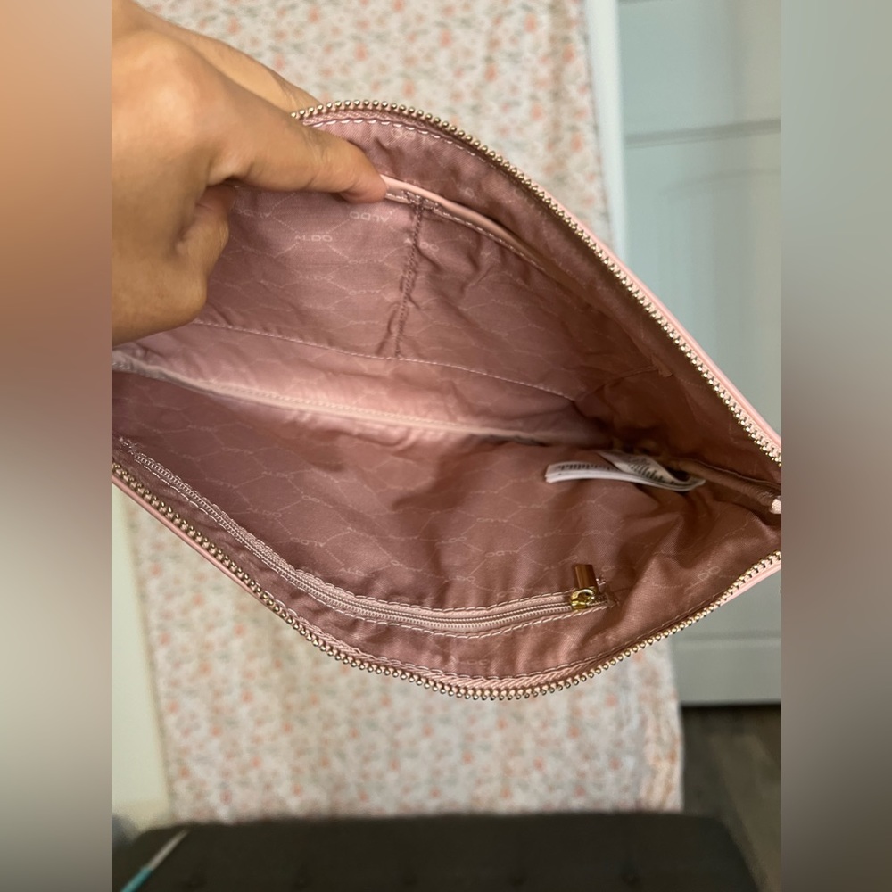 Handbag - Picture 5 of 5